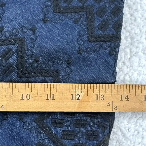 Mun Mun Women's Embroidered Fit & Flare Sleeveless Denim Dress Size M Blue EUC - Picture 5 of 10